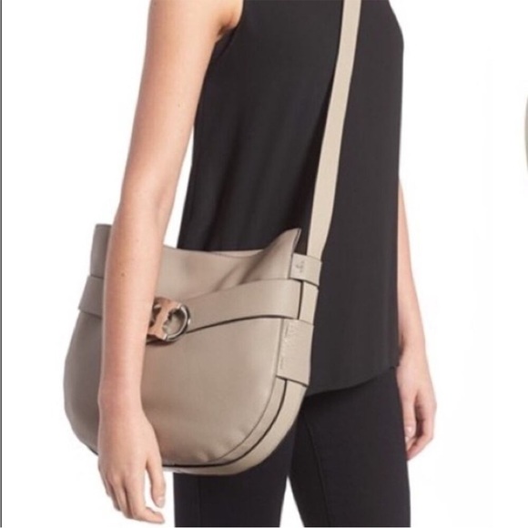 Tory Burch Gemini Link Hobo Crossbody Bag French Gray Pebbled Leather - Picture 3 of 17